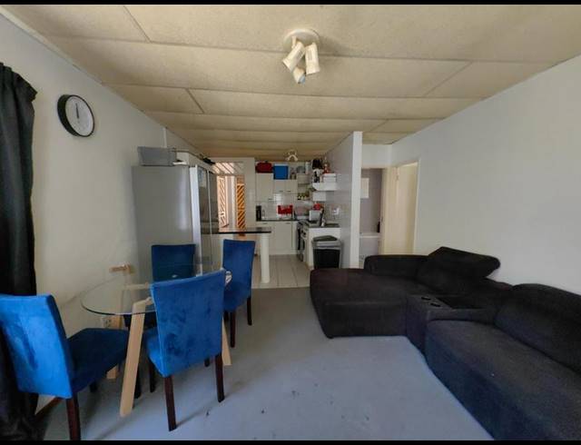 3 BEDROOM APARTMENT FOR SALE IN WESTDENE